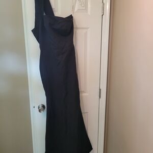 Elegant One Shoulder Black Evening Dress